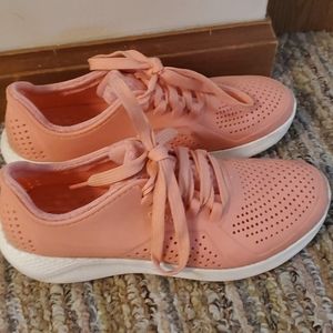 Crocs LiteRide Pacer size 8